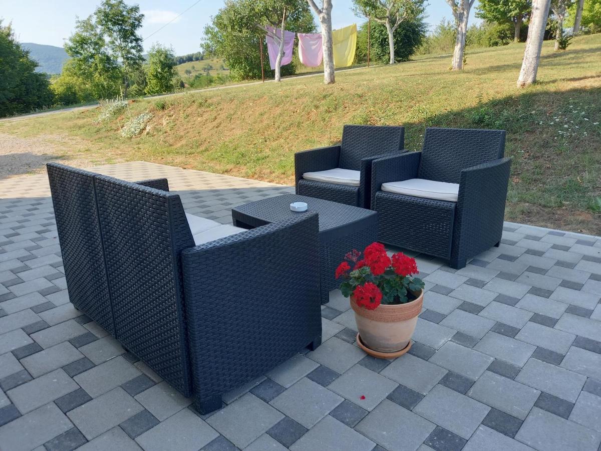 Apartment Sucic Seliste Dreznicko Εξωτερικό φωτογραφία